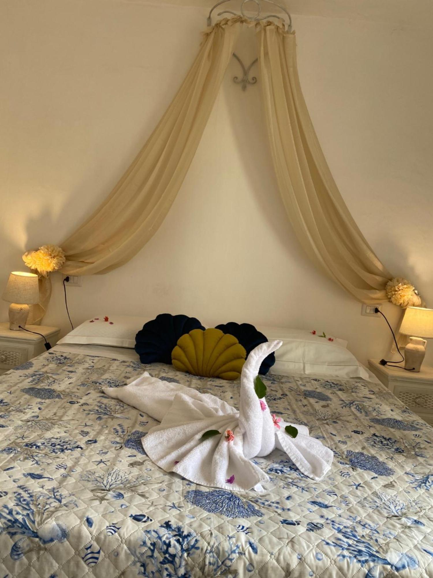 B&B Oltremare Cannigione Ngoại thất bức ảnh