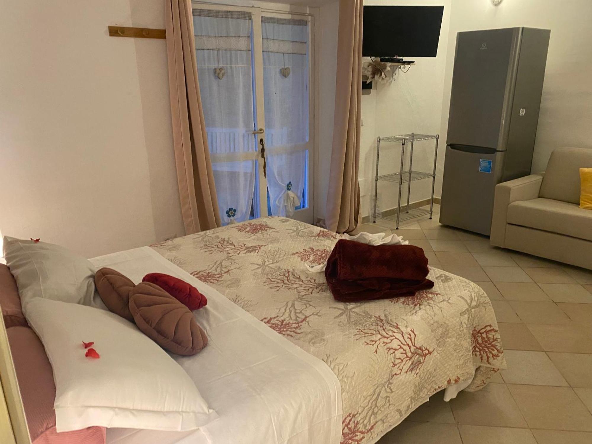 B&B Oltremare Cannigione Ngoại thất bức ảnh