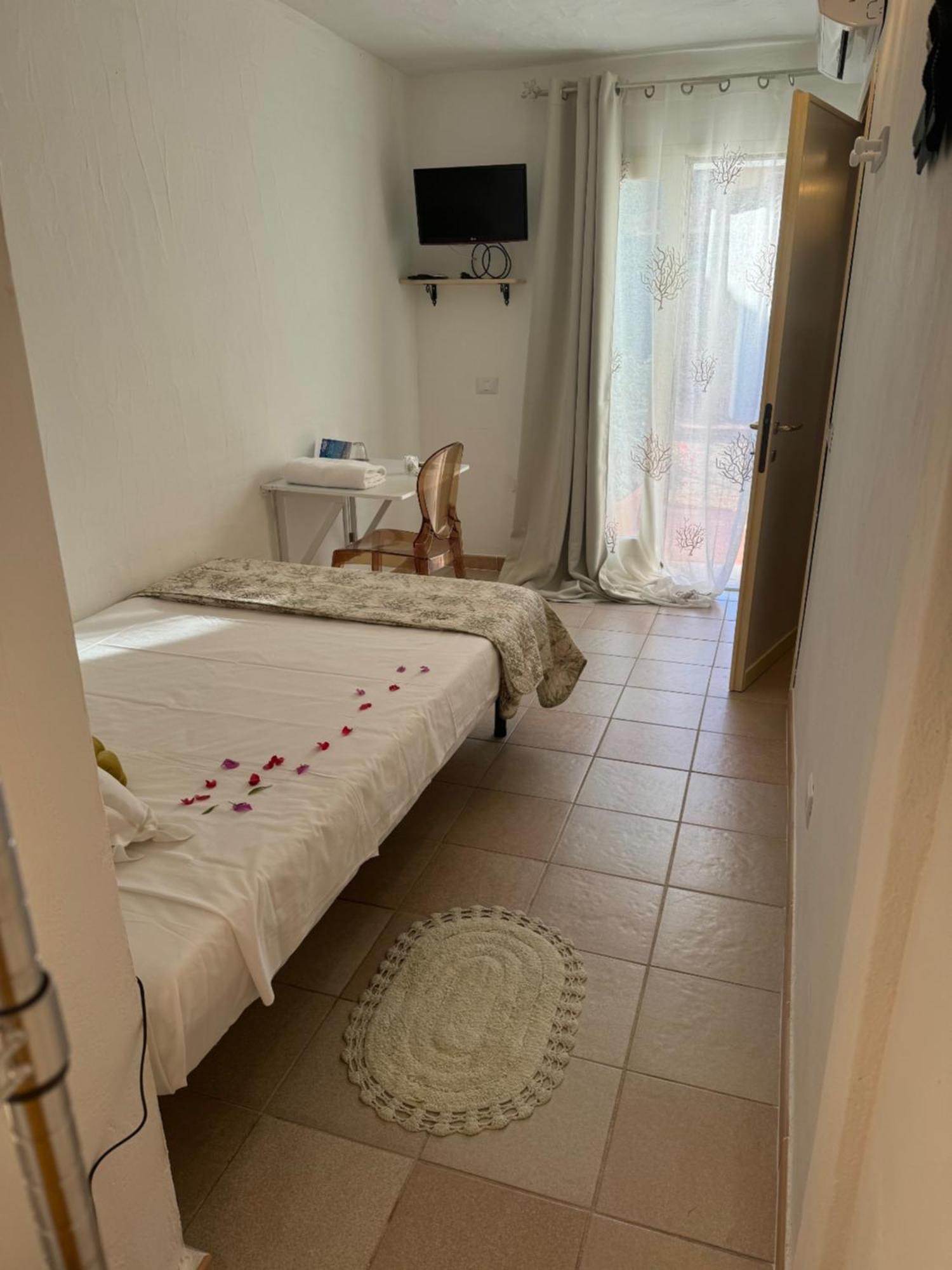 B&B Oltremare Cannigione Ngoại thất bức ảnh