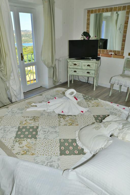 B&B Oltremare Cannigione Ngoại thất bức ảnh